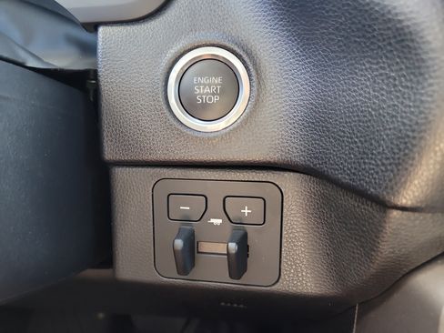 Used 2024 Toyota Tundra SR5 image 29