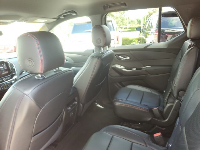Certified 2023 Chevrolet Traverse LT FWD image 14