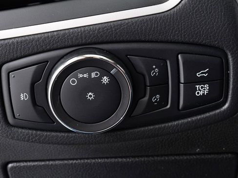 Used 2022 Ford Edge SEL w/ Convenience Package image 32