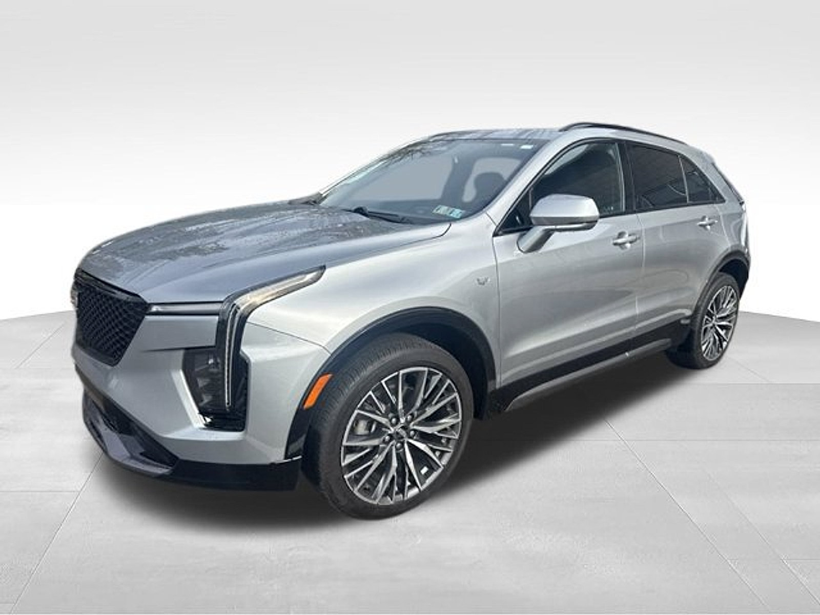 Certified 2024 Cadillac XT4 Sport w/ Cold Weather Package AWD/4WD image 13