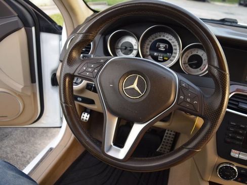 Used 2014 Mercedes-Benz C 300 4MATIC Sedan image 63
