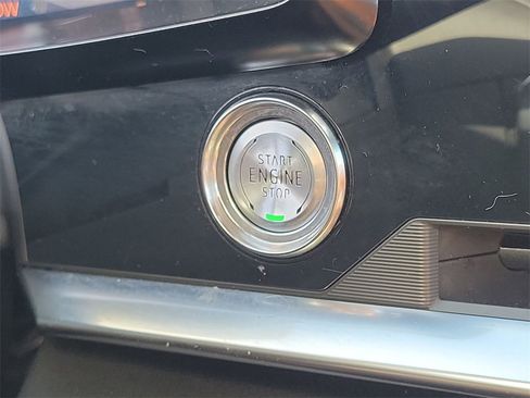 Certified 2022 Chevrolet Corvette Stingray Preferred Cpe w/ Z51 Performance Package image 17