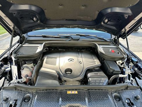 Used 2022 Mercedes-Benz GLS 450 4MATIC image 33