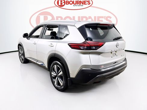 Used 2023 Nissan Rogue SL w/ SL Premium Package image 10