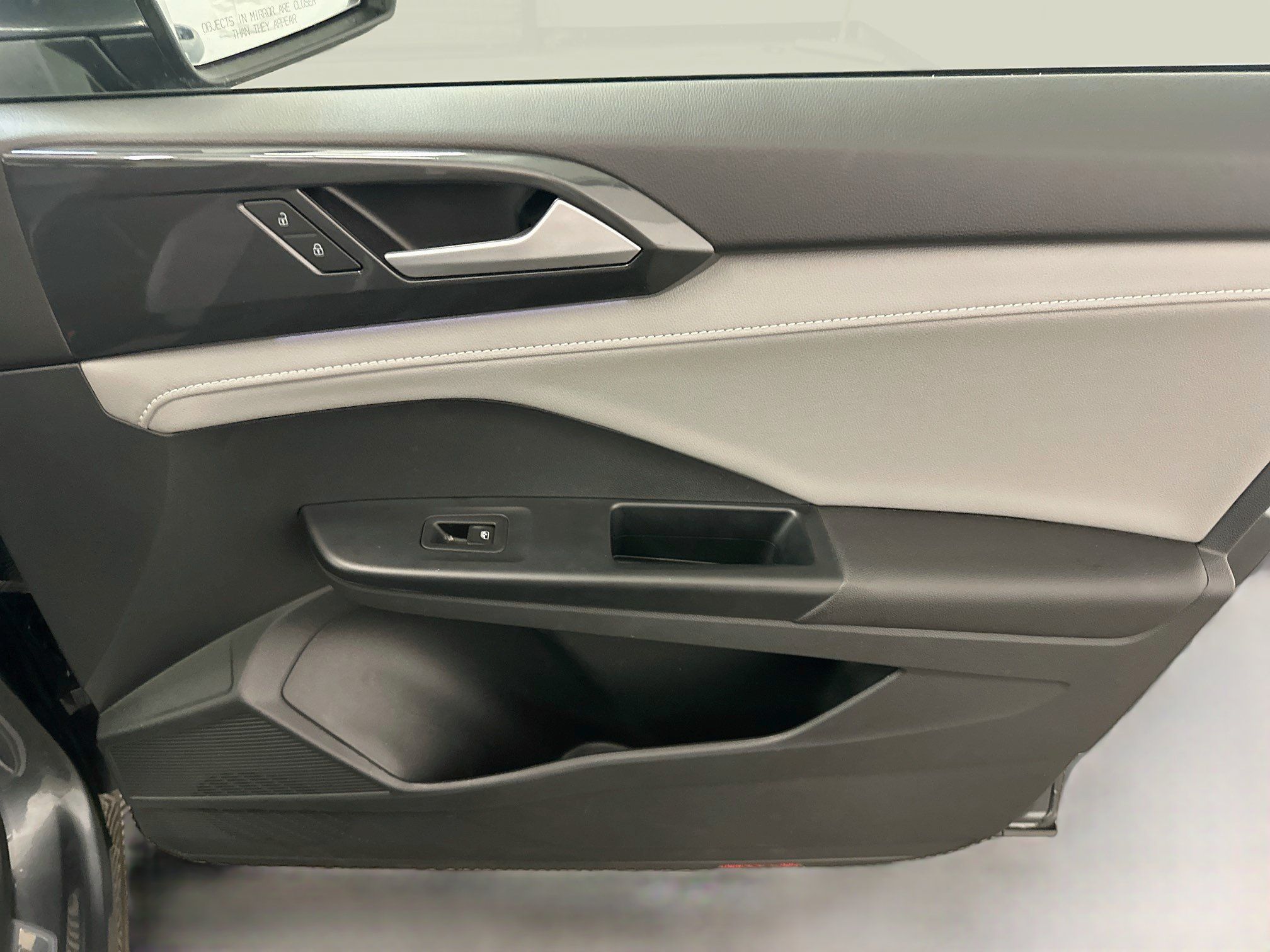 Used 2023 Volkswagen Taos SEL AWD/4WD image 34