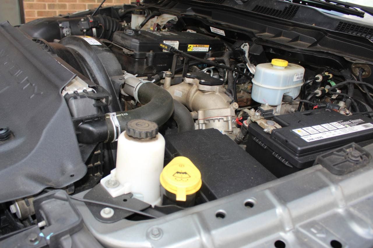 Used 2013 RAM 2500 Tradesman w/ Chrome Appearance Group AWD/4WD image 32