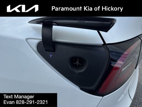 Used 2024 Tesla Model Y Long Range image 34