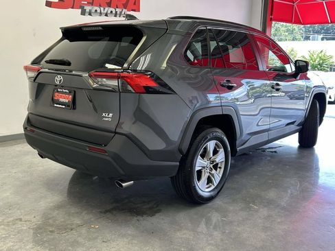 Used 2025 Toyota RAV4 XLE AWD/4WD image 3