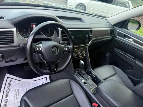 Used 2018 Volkswagen Atlas SEL FWD image 13