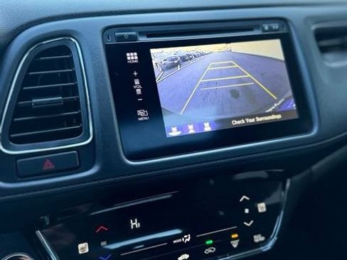 Used 2016 Honda HR-V EX image 10