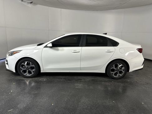 Used 2019 Kia Forte LXS image 8