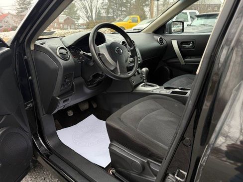 Used 2013 Nissan Rogue S image 7