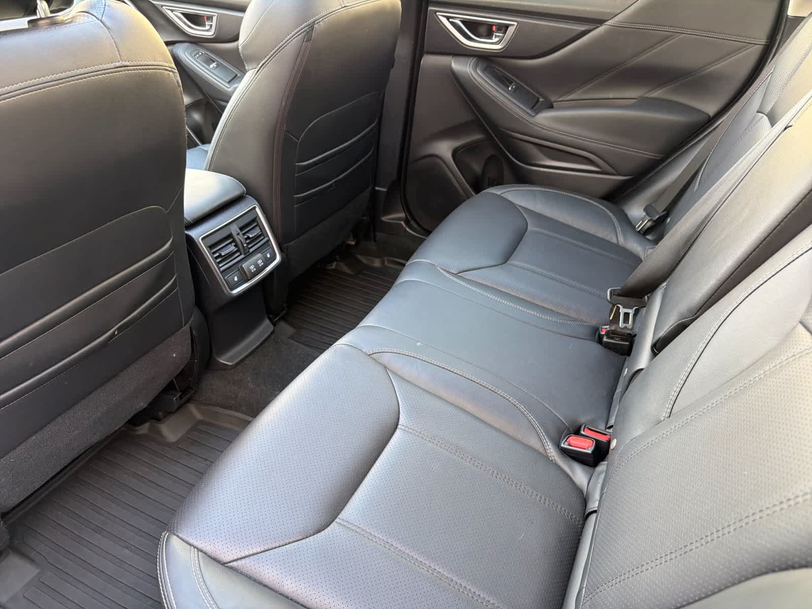 Used 2020 Subaru Forester Touring AWD/4WD image 4