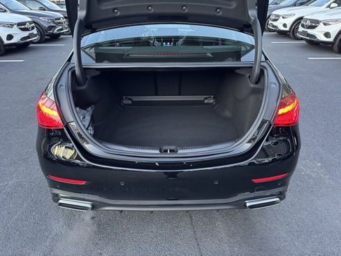 Used 2025 Mercedes-Benz C 300 4MATIC Sedan image 11
