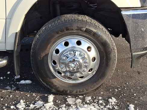 Used 2021 RAM 3500 Laramie image 10