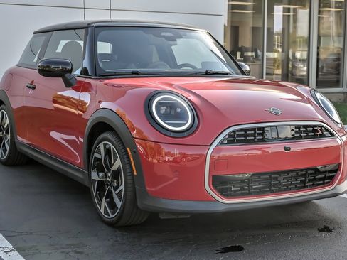 Used 2025 MINI Cooper S image 10