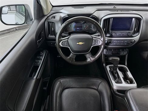 Used 2018 Chevrolet Colorado LT w/ Luxury Package, Chrome image 3