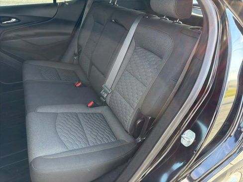 Used 2021 Chevrolet Equinox LT image 18