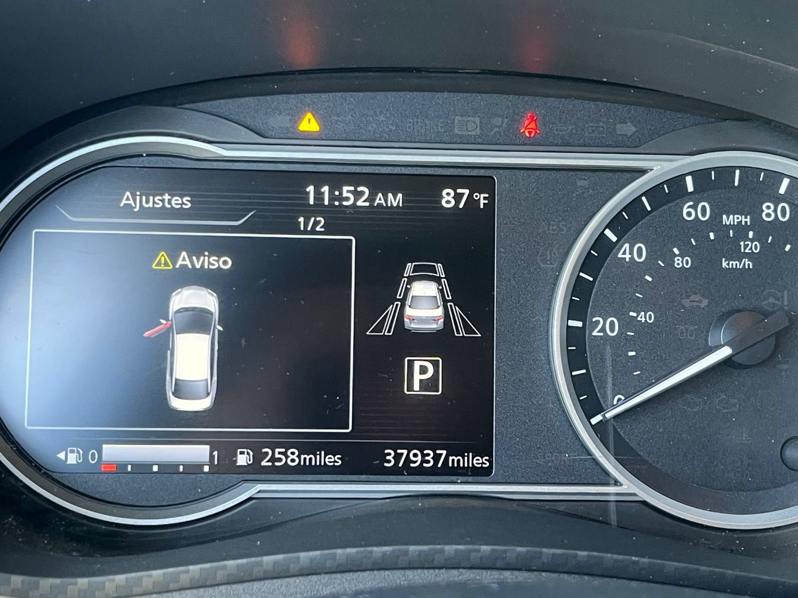 Used 2025 Nissan Versa SV FWD image 37