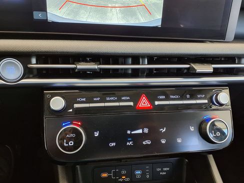Used 2025 Hyundai Tucson SEL FWD image 32