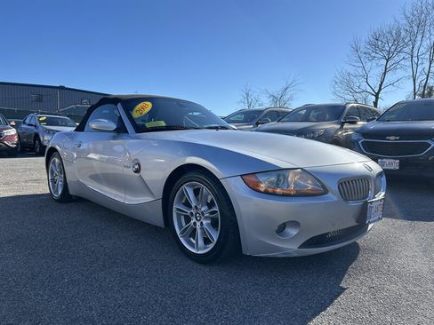 Used 2003 BMW Z4 3.0i image 3