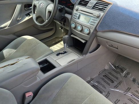 Used 2008 Toyota Camry LE FWD image 14