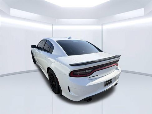Used 2023 Dodge Charger Scat Pack w/ Plus Group RWD image 4
