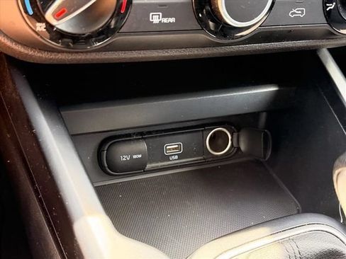 Used 2022 Kia Soul LX w/ Technology Package FWD image 28