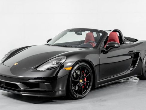 Used 2022 Porsche 718 Boxster GTS RWD image 2