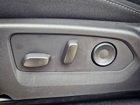 New 2026 GMC Canyon Elevation image 16