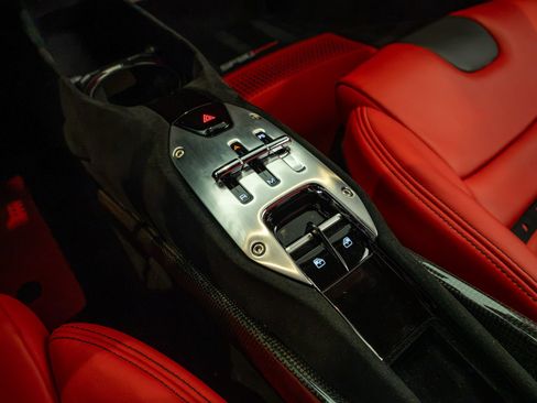 Used 2021 Ferrari SF90 Stradale AWD/4WD image 15