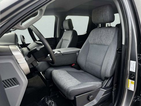 Used 2023 Ford F150 XLT w/ Trailer Tow Package image 14