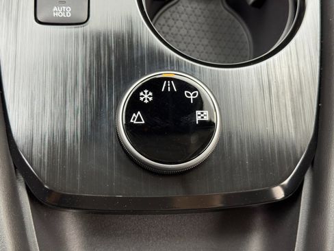 Used 2023 Nissan Rogue SL w/ SL Premium Package image 30