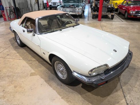 Used 1992 Jaguar XJS V12 Convertible RWD image 28