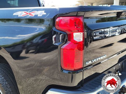 Used 2024 Chevrolet Silverado 1500 LT image 13