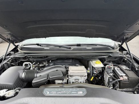 Used 2023 Jeep Wagoneer 4WD w/ Convenience Group I image 34