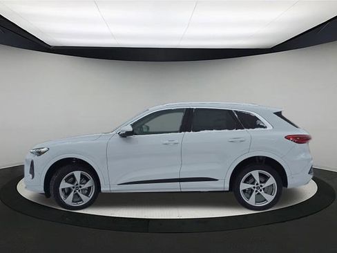 New 2025 Audi Q5 Premium Plus image 4