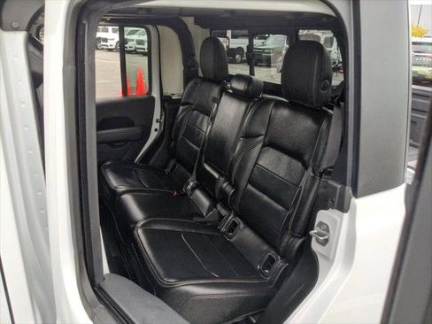 Certified 2022 Jeep Gladiator Overland w/ Popular Equipment Package image 39