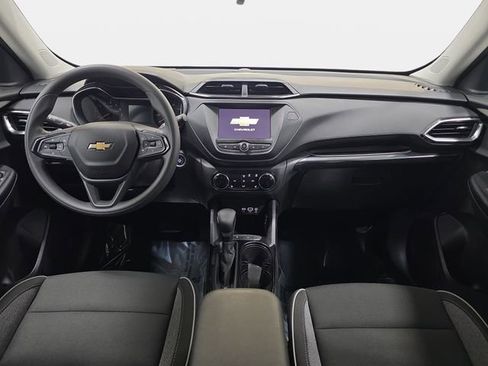 Used 2021 Chevrolet TrailBlazer LT w/ Driver Confidence Package FWD image 10