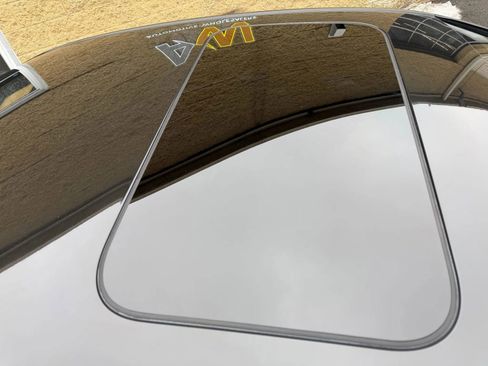 Used 2011 Audi A8 4.2 image 9