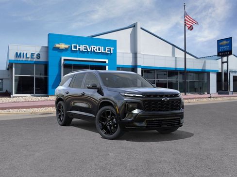 New 2026 Chevrolet Traverse RS w/ LPO, Floor Liner Package image 6