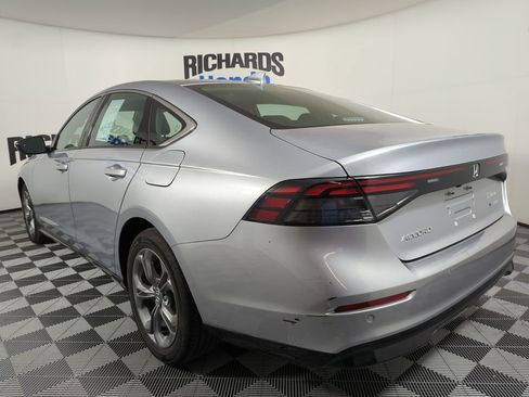 Certified 2023 Honda Accord EX-L image 2