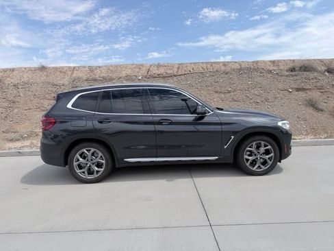 Used 2021 BMW X3 xDrive30i w/ Convenience Package AWD/4WD image 4