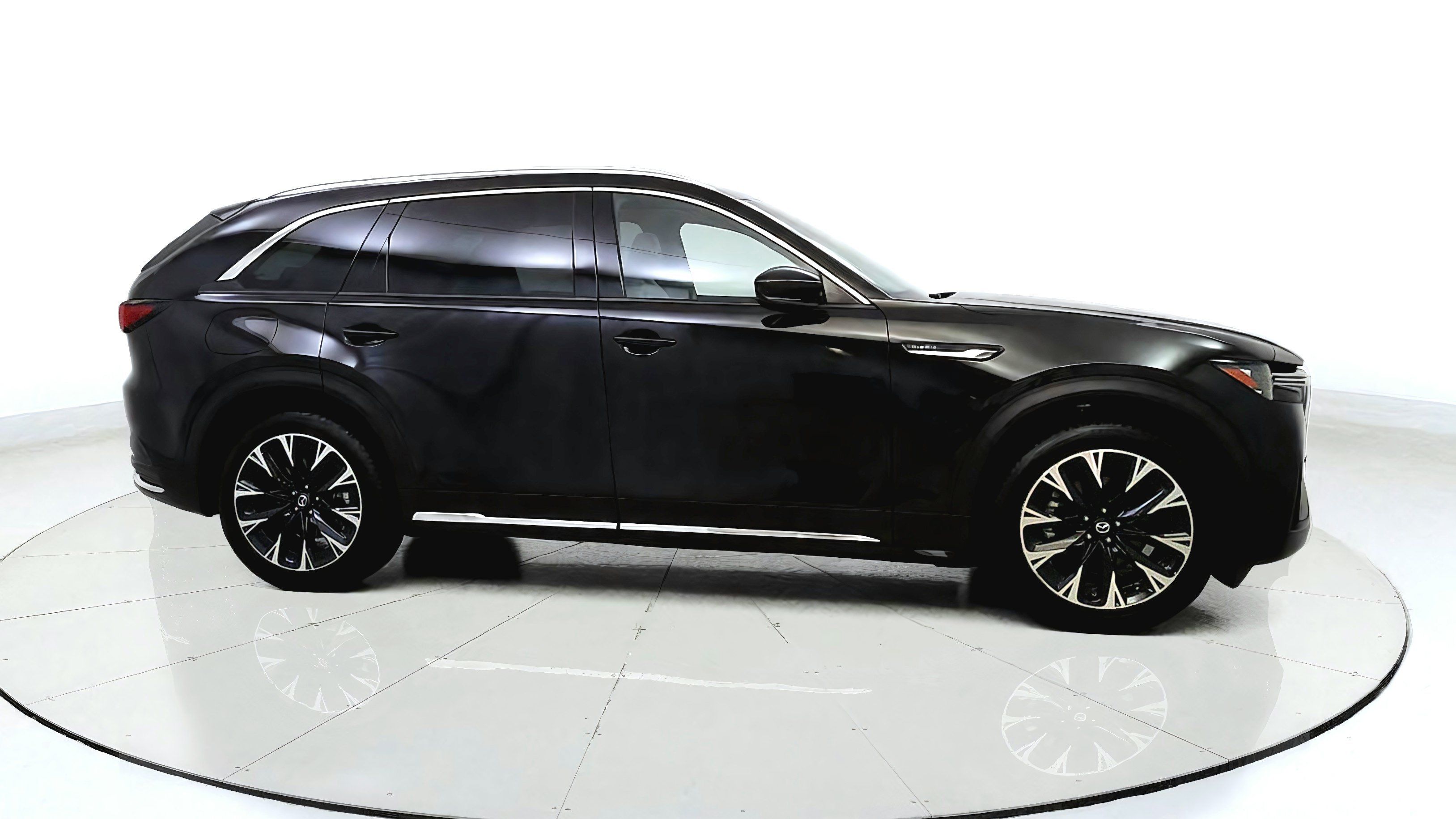 Used 2024 MAZDA CX-90 Plug-In Hybrid w/ Premium Pkg AWD/4WD image 8