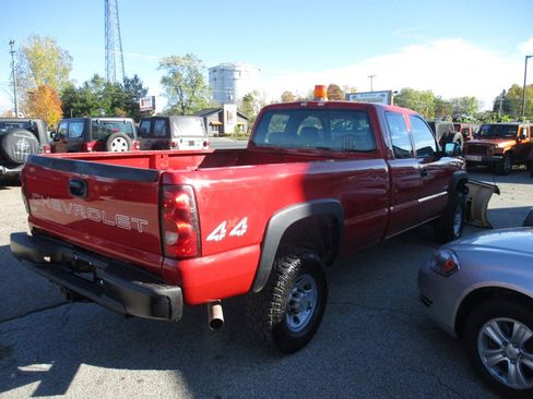 Used 2005 Chevrolet Silverado 3500 4x4 Extended Cab w/ Snow Plow Prep Package image 2