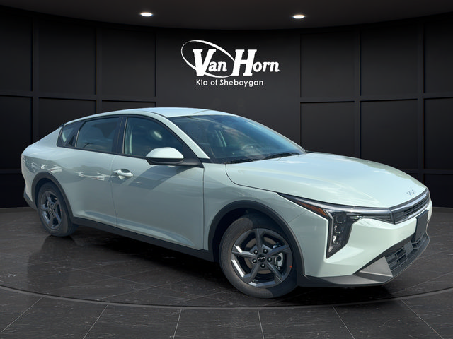 New 2026 Kia K4 FWD image 1