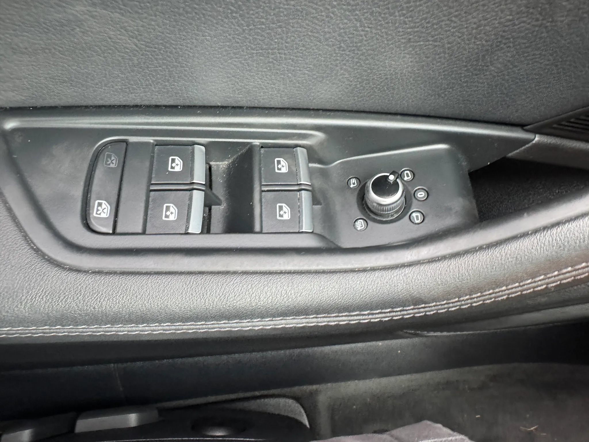 Used 2019 Audi A4 2.0T Premium Plus w/ Premium Plus Package AWD/4WD image 13