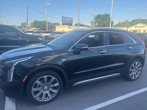 Used 2023 Cadillac XT4 Premium Luxury w/ Cold Weather Package image 2