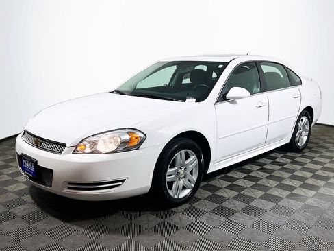 Used 2012 Chevrolet Impala LT w/ LT Sunroof Package FWD image 3