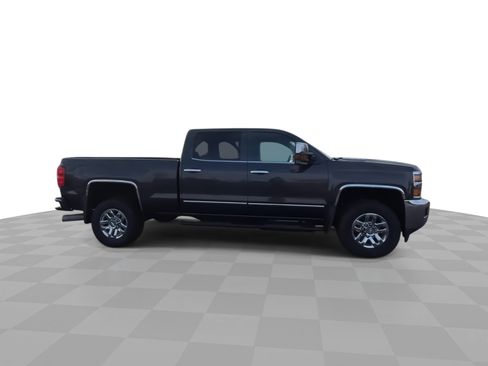 Used 2016 Chevrolet Silverado 2500 LTZ w/ Duramax Plus Package image 9